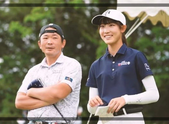 プロゴルファーの馬場咲希と実家の父親