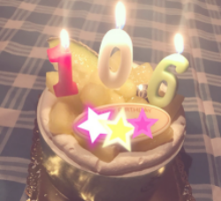 女優の矢田亜希子さん
母兄の誕生日ケーキ